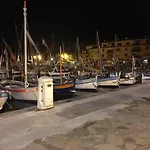 Daire Lumineux Et Terrasse Ensoleillee Portissol *