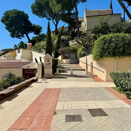 Lumineux Et Terrasse Ensoleillee Portissol * Sanary-sur-Mer